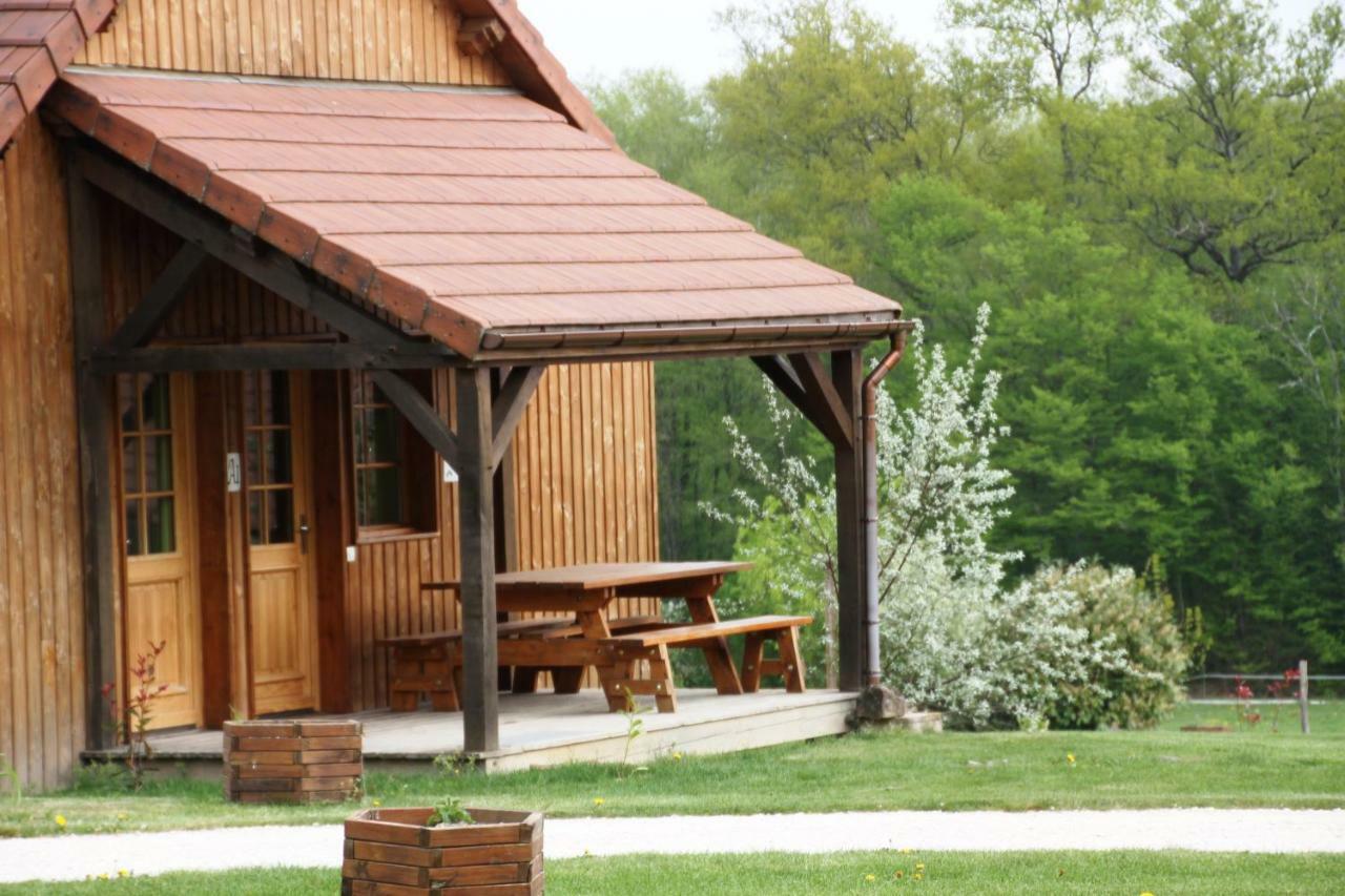 Le Hameau Des Grilles Villa Saint-Fargeau  Exterior foto