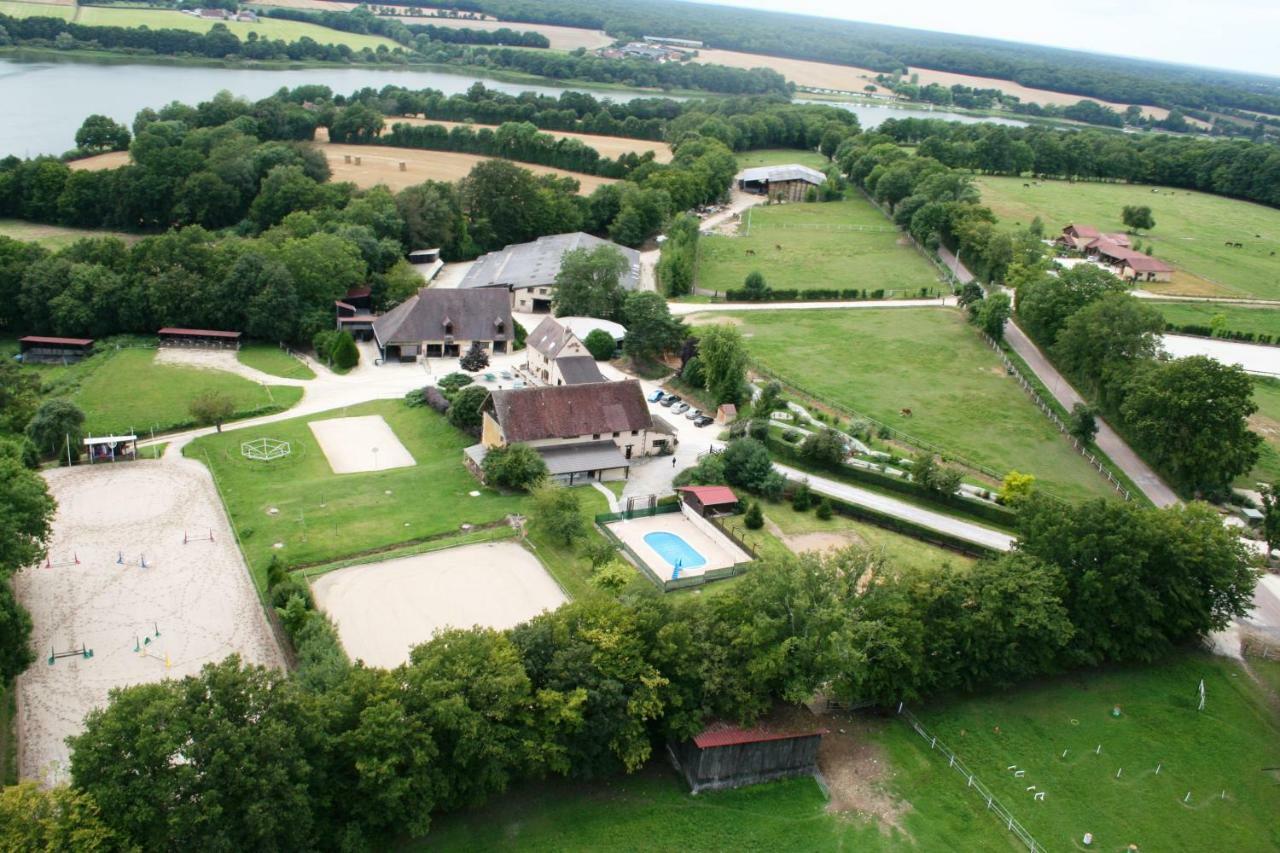 Le Hameau Des Grilles Villa Saint-Fargeau  Exterior foto